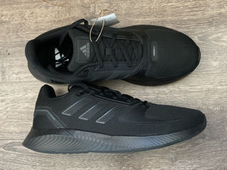 Кроссовки Adidas. Размер 42(41.5).