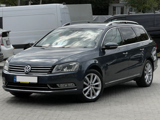 Volkswagen Passat foto 1