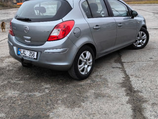 Opel Corsa foto 3