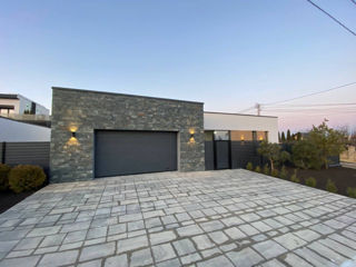 Casa Moderna Proprietar