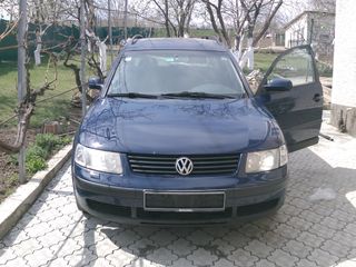 Volkswagen Passat foto 1