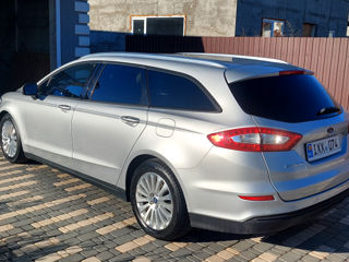 Ford Mondeo foto 3