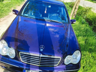 Mercedes C-Class