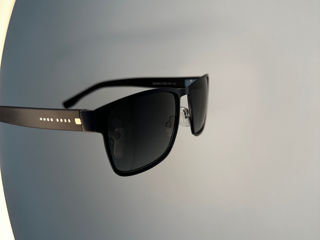 Ochelari Noi de soare Hugo BOSS ( 0561) originale !! PRET MIC!!