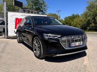 Audi e-tron foto 2