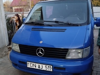 Mercedes Vito foto 2