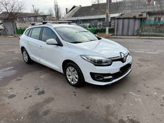 Renault Megane foto 2