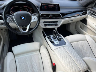 BMW 7 Series foto 9