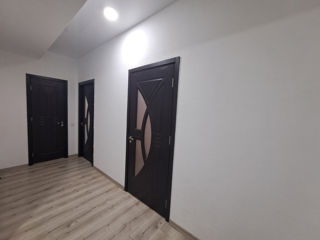 Apartament cu 2 camere, 60 m², Buiucani, Chișinău foto 13