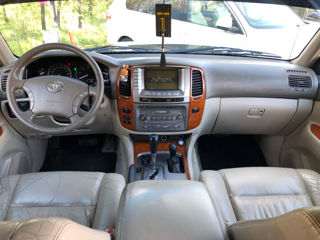 Toyota Land Cruiser foto 8