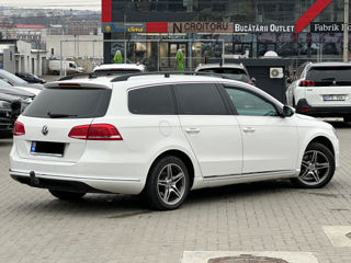 Volkswagen Passat foto 4