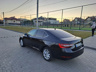 Skoda Superb foto 6