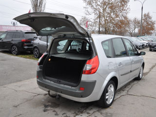 Renault Grand Scenic foto 9