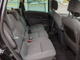 Renault Grand Scenic foto 13