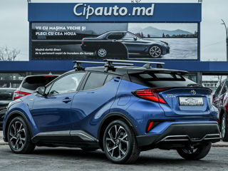 Toyota C-HR foto 2