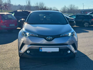 Toyota C-HR foto 3