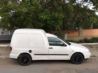 Volkswagen Caddy foto 2