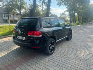 Volkswagen Touareg foto 4