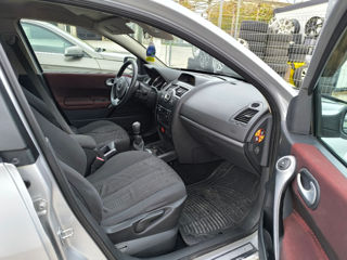 Renault Megane foto 10