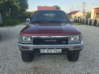 Toyota 4-Runner foto 2