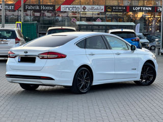 Ford Mondeo foto 4