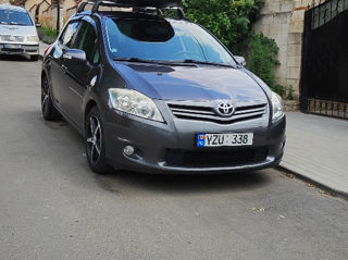 Toyota Auris foto 1