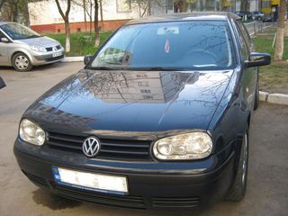 Volkswagen Golf foto 1