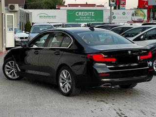 BMW 5 Series foto 3