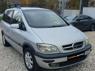 Opel Zafira foto 2