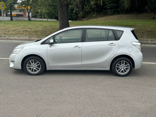 Toyota Verso foto 5