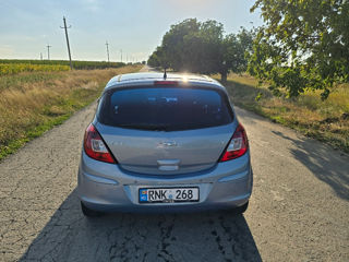 Opel Corsa foto 4