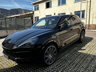 Porsche Cayenne foto 2