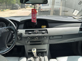 BMW 5 Series foto 5