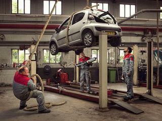 Auto servis reparatie motor foto 6