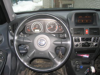 Nissan Almera foto 1