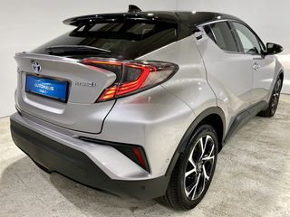 Toyota C-HR foto 4