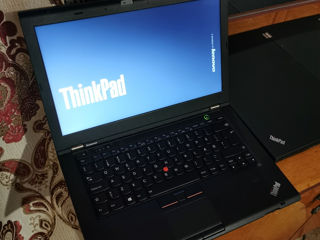 Продам Lenovo T430S i7 8g ram 500g падержвает сим карту полностью рабочий комплекты блок питания