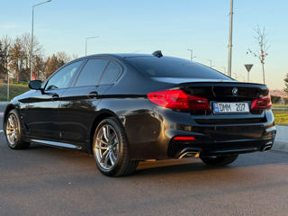 BMW 5 Series foto 4