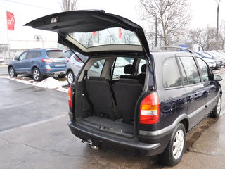 Opel Zafira foto 10