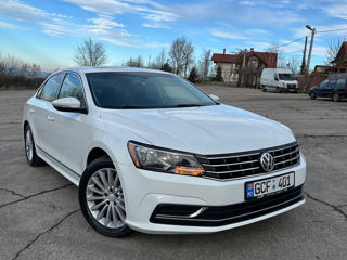 Volkswagen Passat foto 2