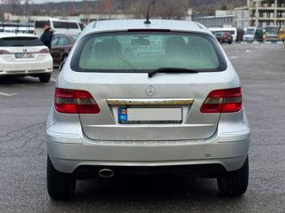 Mercedes B-Class foto 8