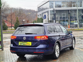 Volkswagen Passat foto 4