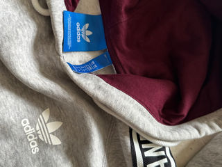 Adidas the brand with 3 stripes foto 5