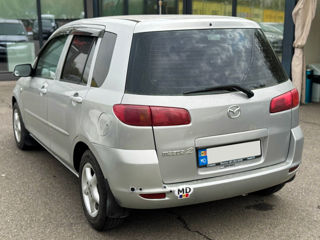 Mazda 2 foto 7