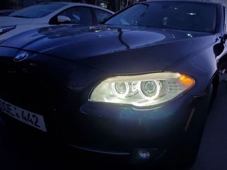 BMW 5 Series foto 8