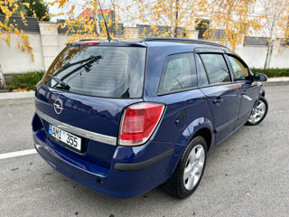 Opel Astra foto 2