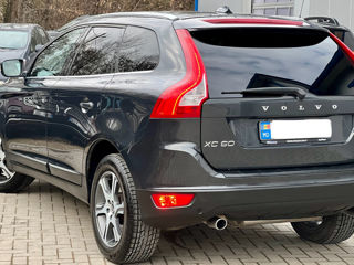 Volvo XC60 foto 3