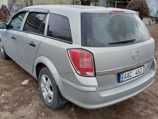 Opel Astra foto 3