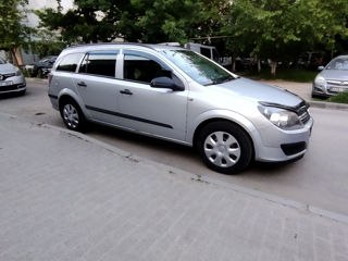 Opel Astra foto 2