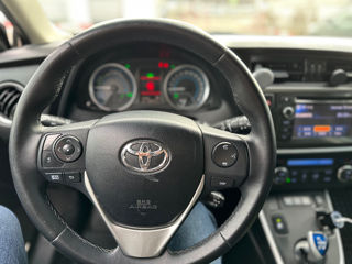 Toyota Auris foto 15